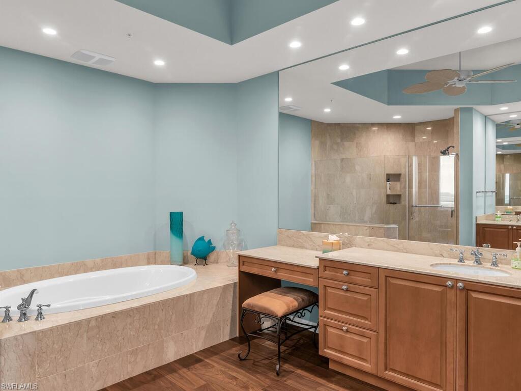 1050 Borghese Ln 2105 Property Photo 18