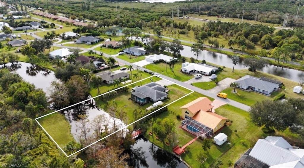 17230 Castleview Dr Property Photo 3