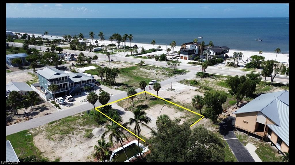 111 Bay Mar Dr Property Photo 4