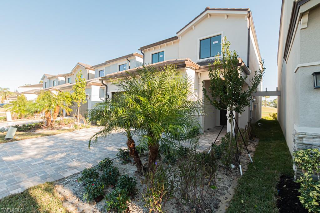26587 Bonita Fairways Blvd Property Photo 4