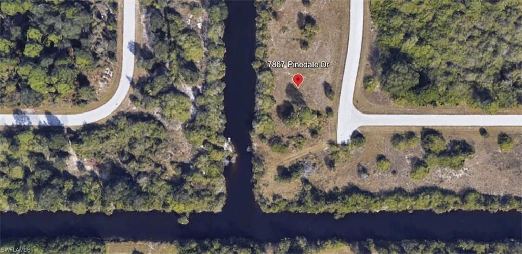 7867 Pinedale Dr Property Photo 2