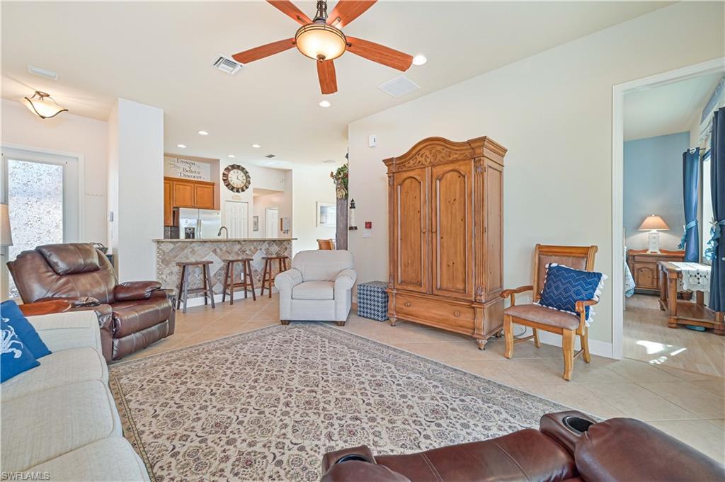 11066 Lancewood St Property Photo 7