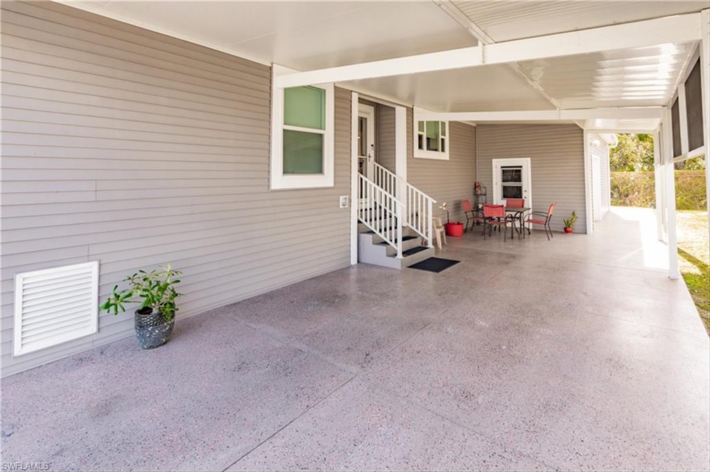 417 Snead Dr Property Photo 3