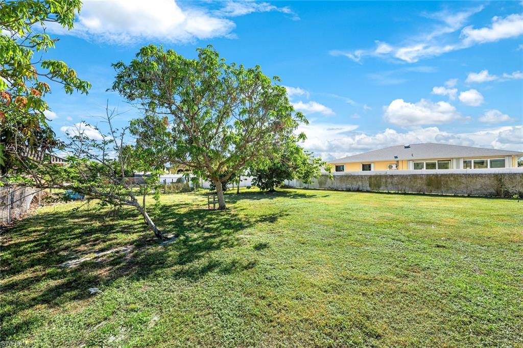 9940 Vanderbilt Dr Property Photo 14