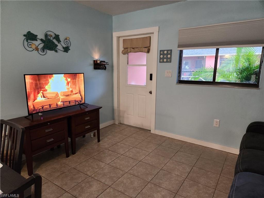 13437 Heald Ln # 9a Property Photo 7