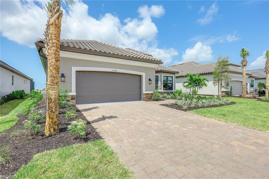 15383 Turin Dr Property Photo 3