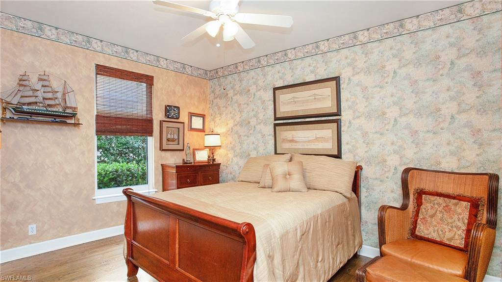 189 Edgemere Way S Property Photo 24