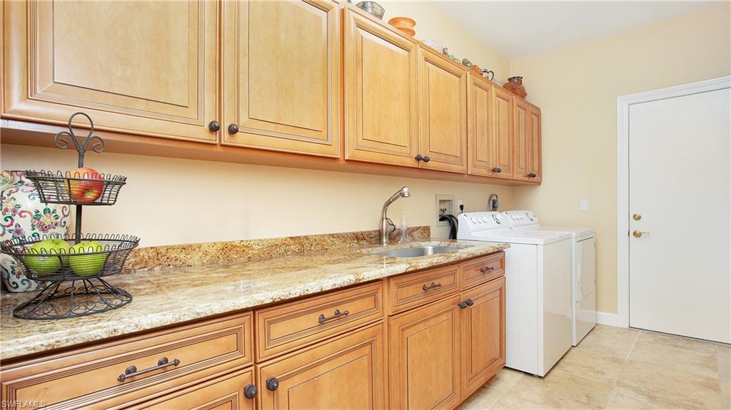 189 Edgemere Way S Property Photo 34