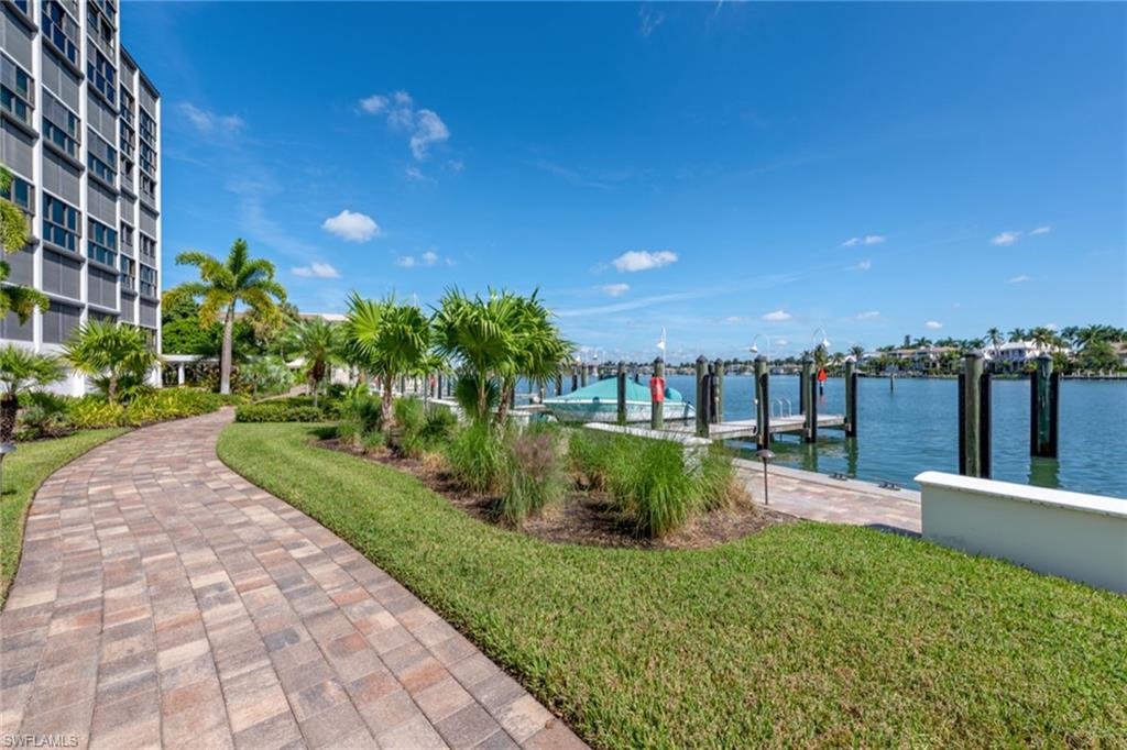 2318 Gulf Shore Blvd N # 510 Property Photo 35