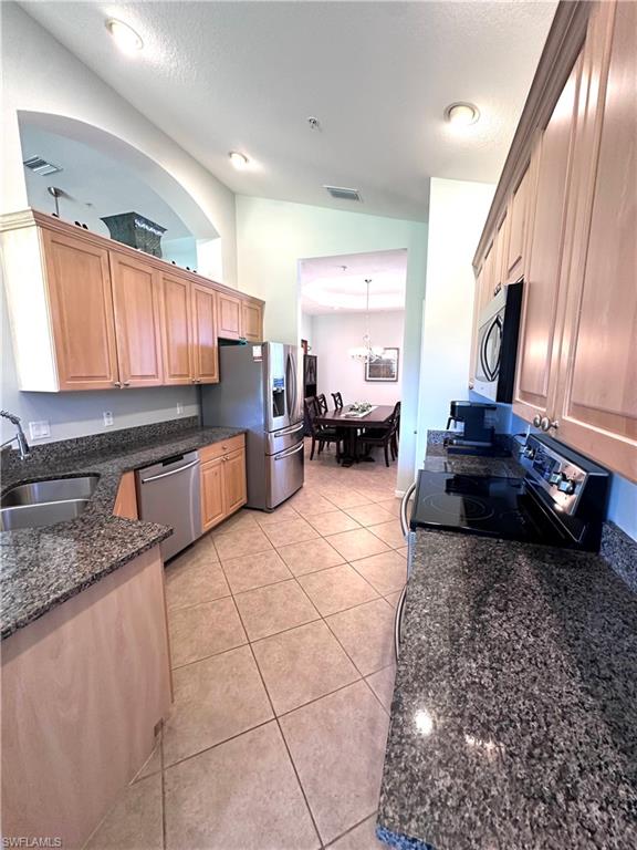 13091 Pebblebrook Point Cir # 201 Property Photo 11