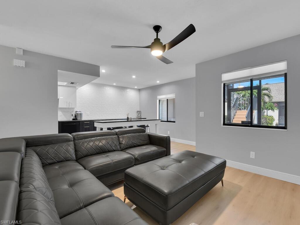 610 Sw 47th Ter # 2 Property Photo 1
