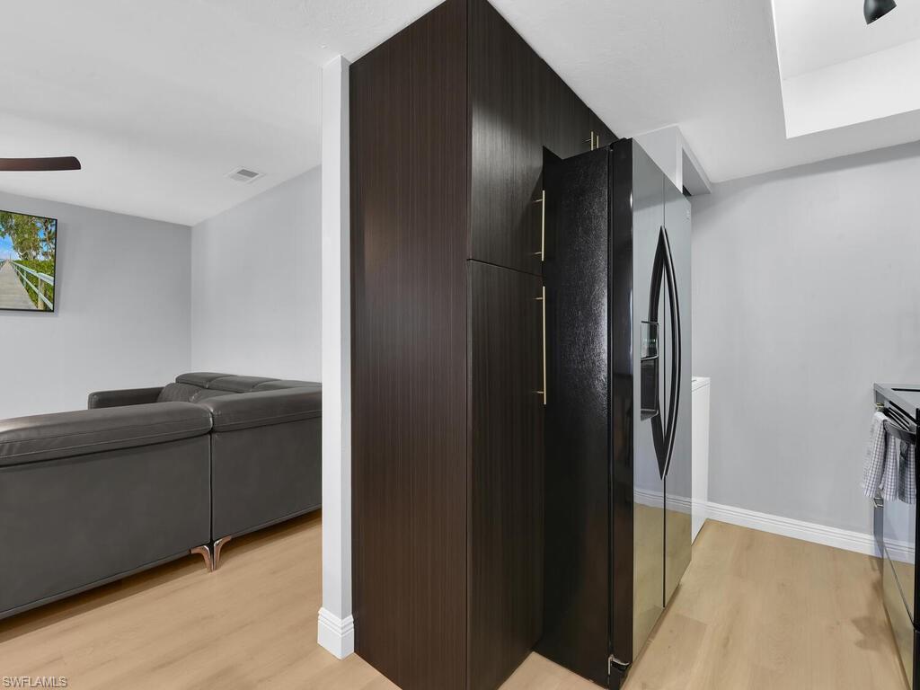 610 Sw 47th Ter # 2 Property Photo 10