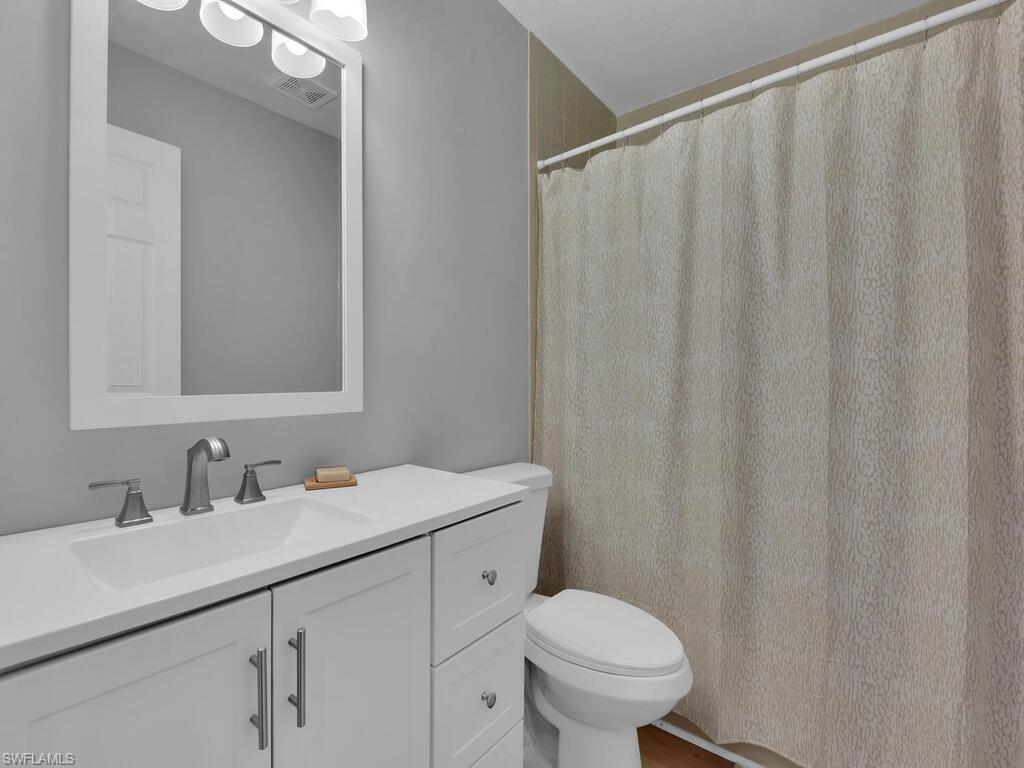 610 Sw 47th Ter # 2 Property Photo 18