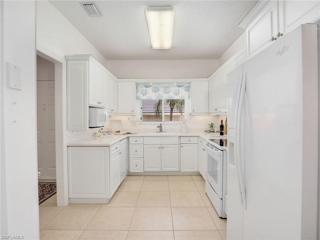 808 Arbor Lake Dr # 105 Property Photo 10