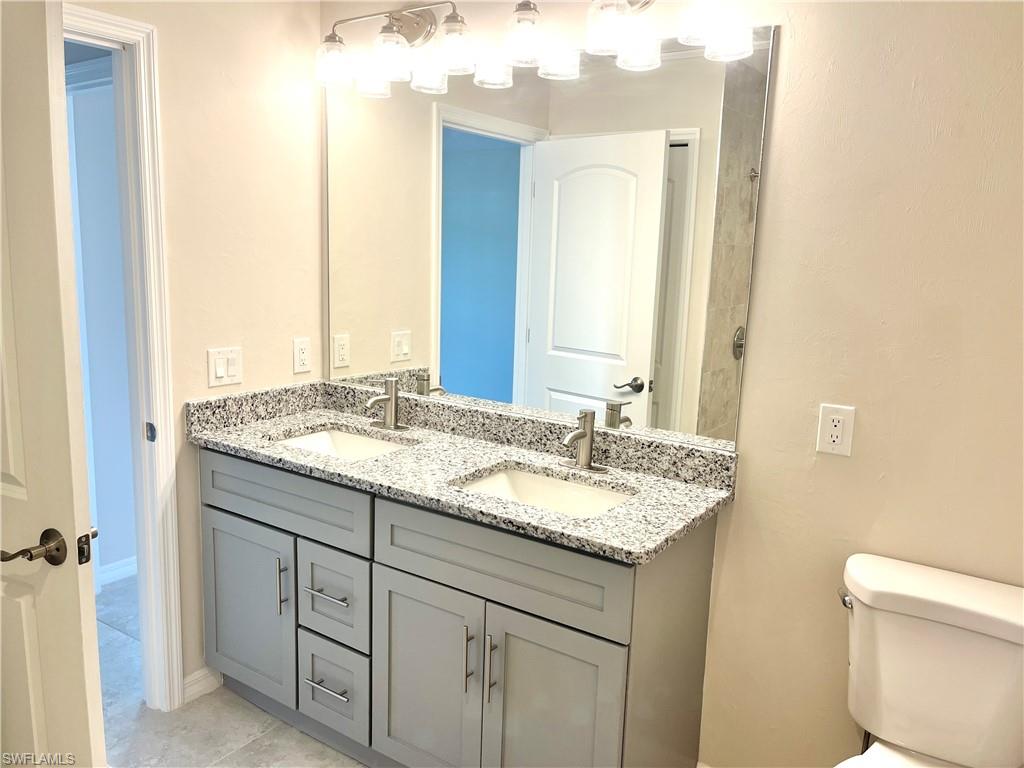 2538 Nw 24th Pl Property Photo 12
