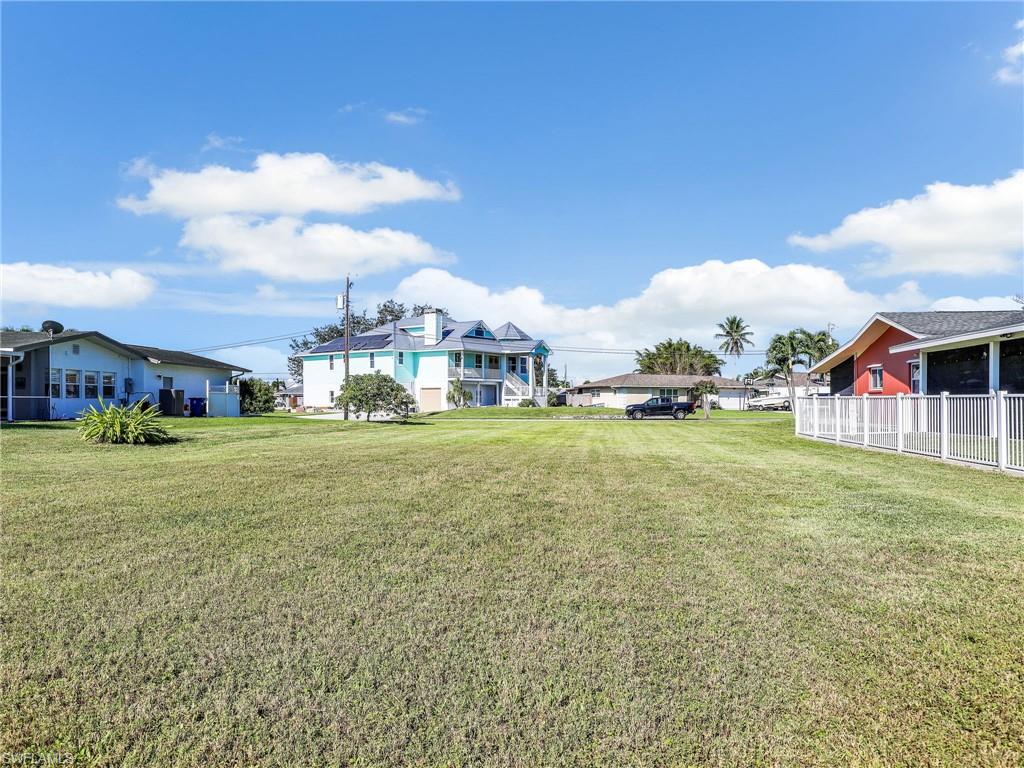 6131 Island Park Ct Property Photo 11