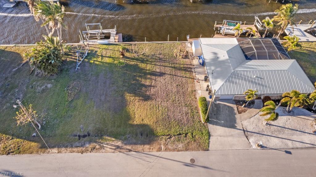 2656 Clyde St Property Photo 7