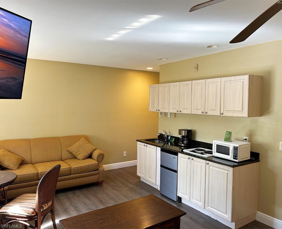 25000 Tamiami Trl E # F281 Property Photo 8