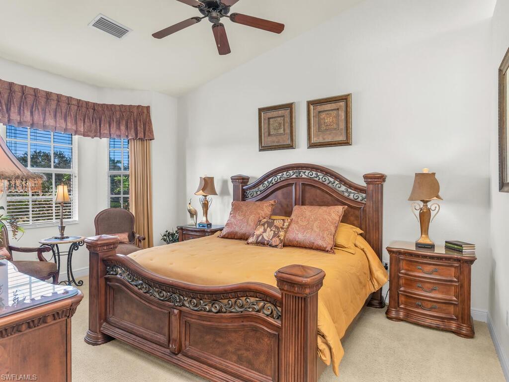 7869 Hawthorne Dr # 303 Property Photo 23