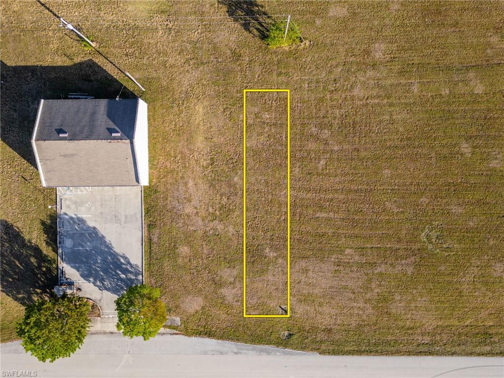 1119 NE 7th ST Property Photo 1