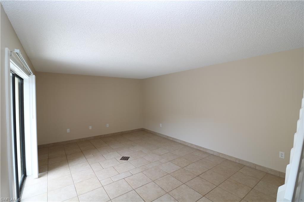 5216 Cedarbend Dr # 3 Property Photo 1