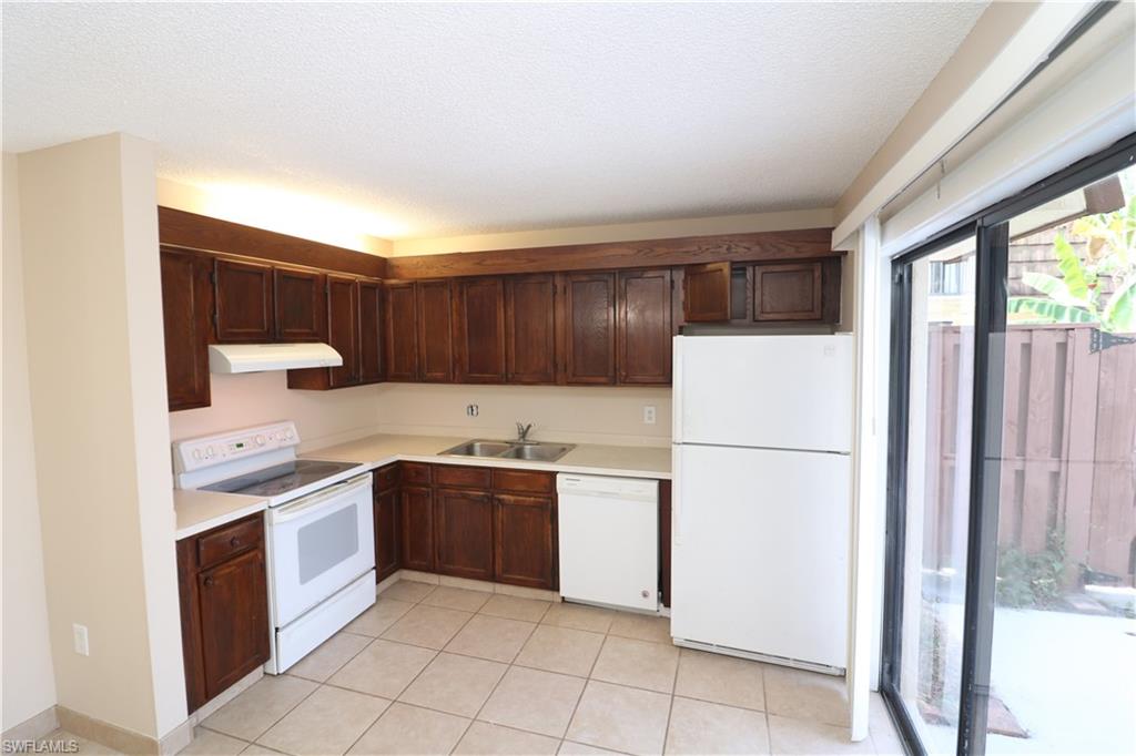 5216 Cedarbend Dr # 3 Property Photo 4