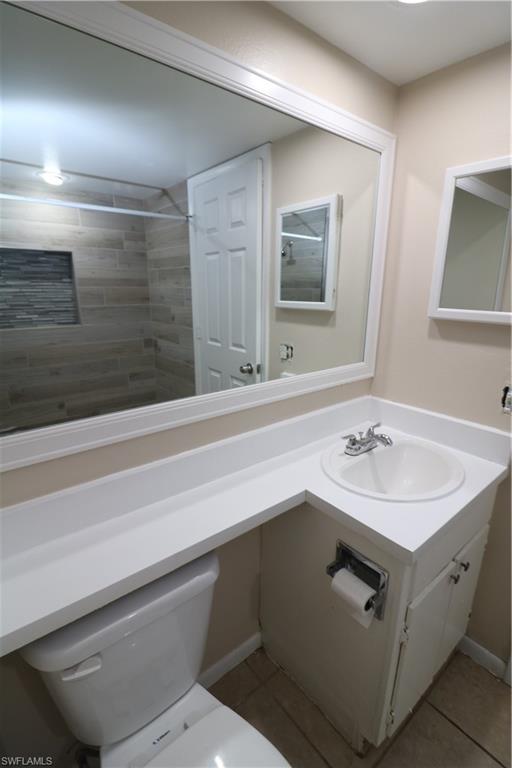 5216 Cedarbend Dr # 3 Property Photo 6
