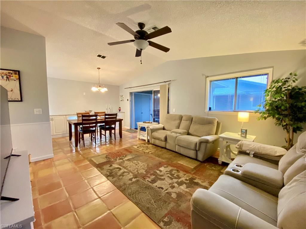 5751 Foxlake Dr # H Property Photo 3