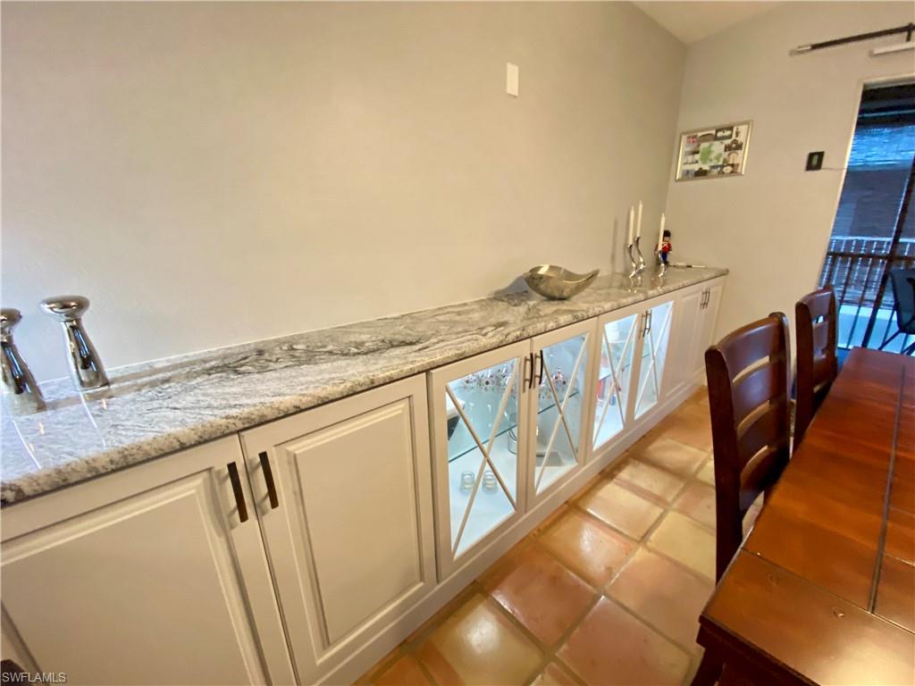 5751 Foxlake Dr # H Property Photo 15