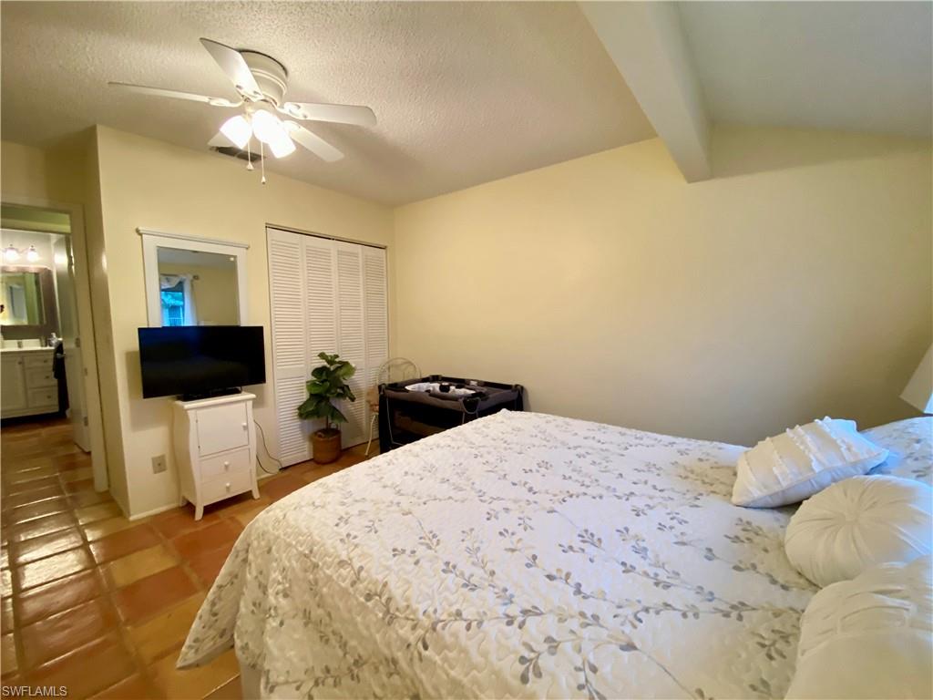 5751 Foxlake Dr # H Property Photo 27