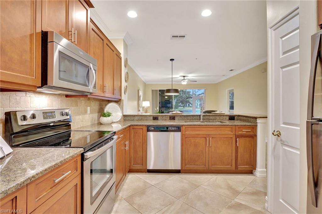 965 Tarpon Cove Dr # 103 Property Photo 9