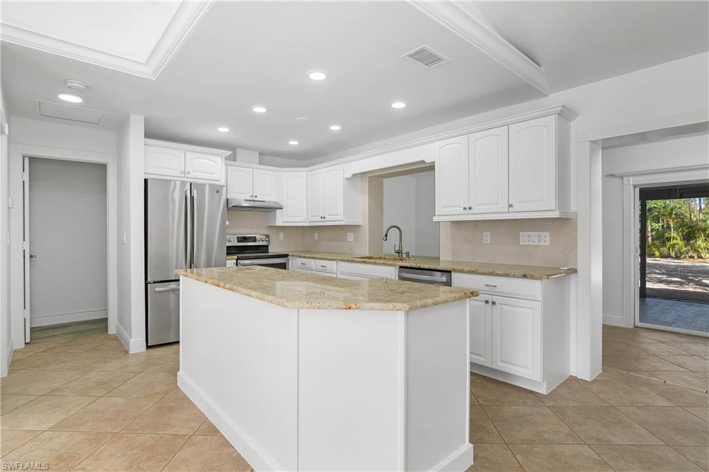 6147 English Oaks Ln Property Photo 7