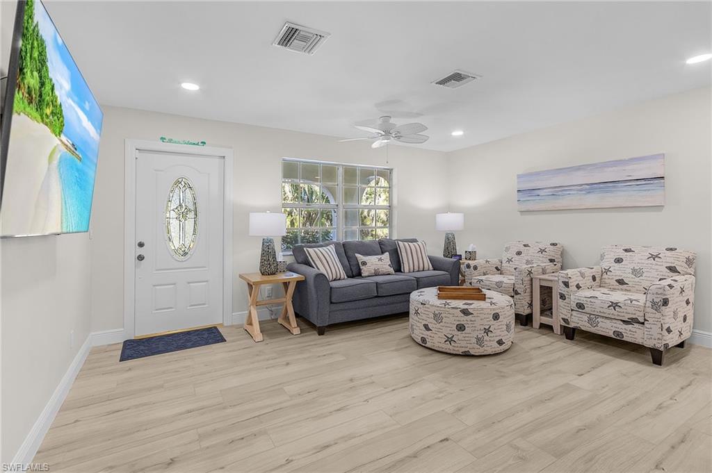 3757 Tropical Point Dr Property Photo 6