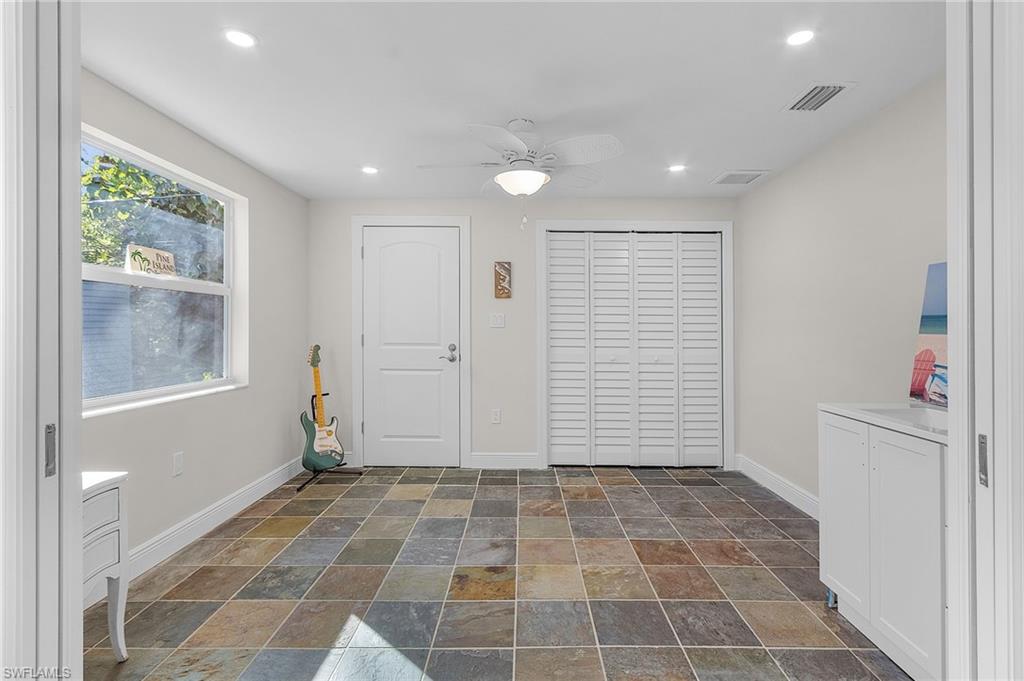 3757 Tropical Point Dr Property Photo 12