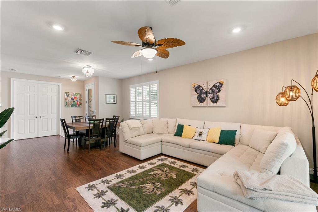 1208 Enbrook Loop Property Photo 5