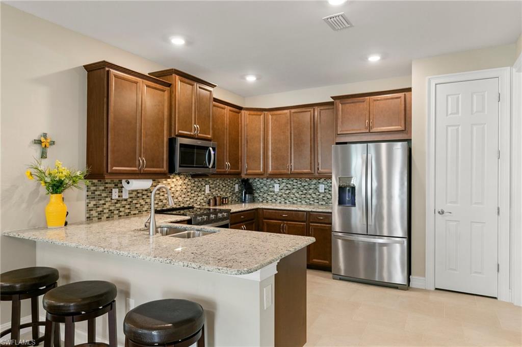 1208 Enbrook Loop Property Photo 6
