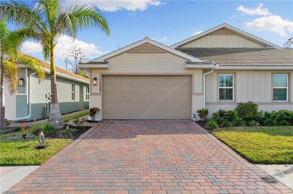 1208 Enbrook Loop Property Photo 25