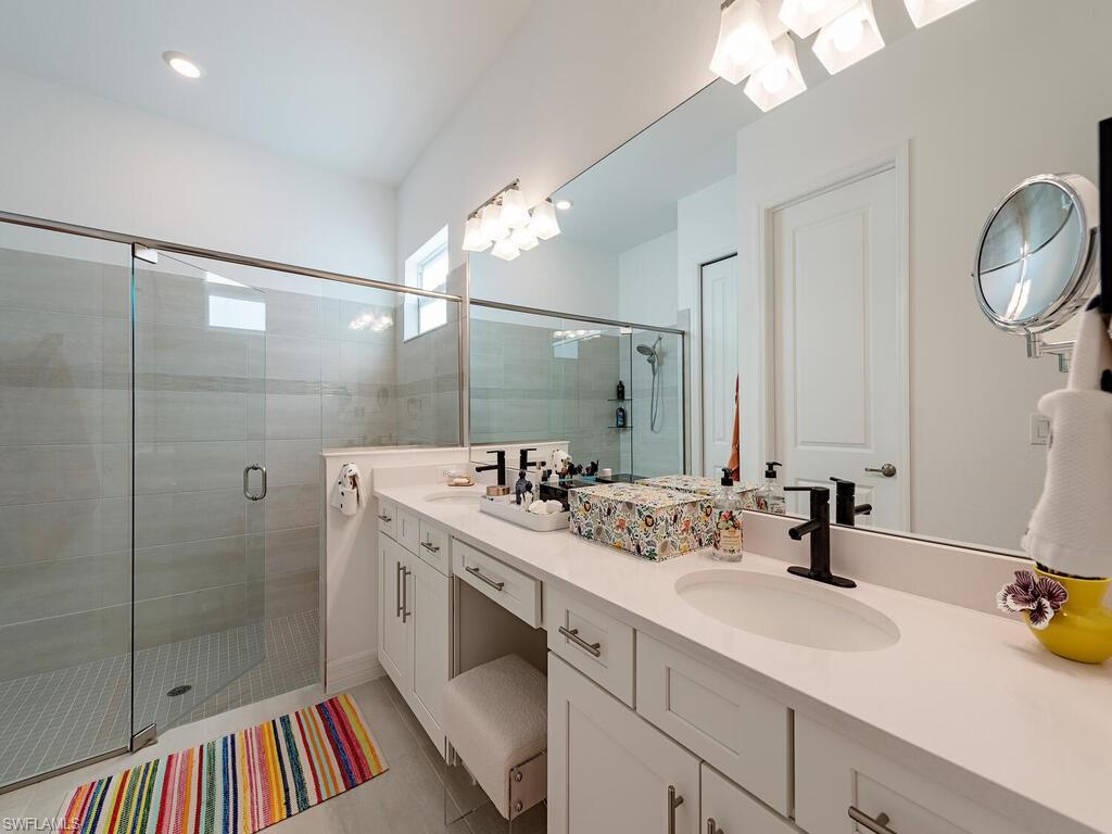 13608 Blue Bay Cir Property Photo 19