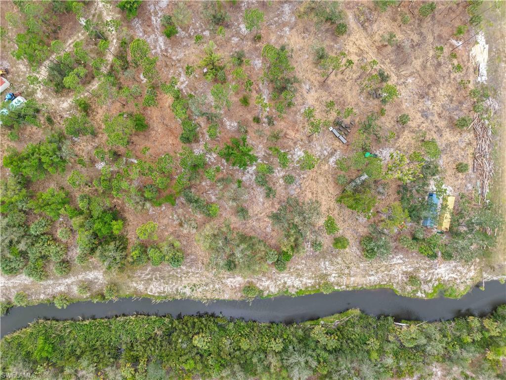 24540 Yacht Club Blvd Property Photo 8