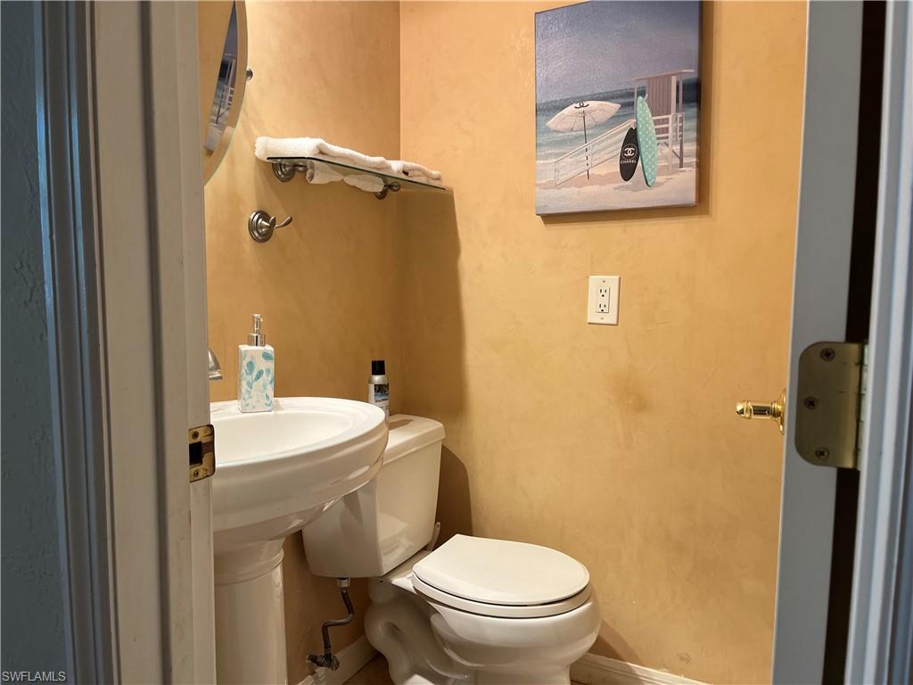 5959 Winkler Rd # 312 Property Photo 15