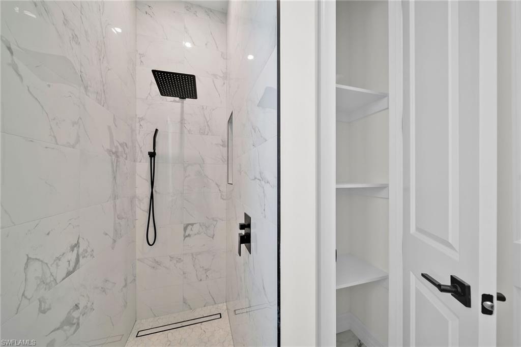 2521 Diplomat Pkwy W Property Photo 31