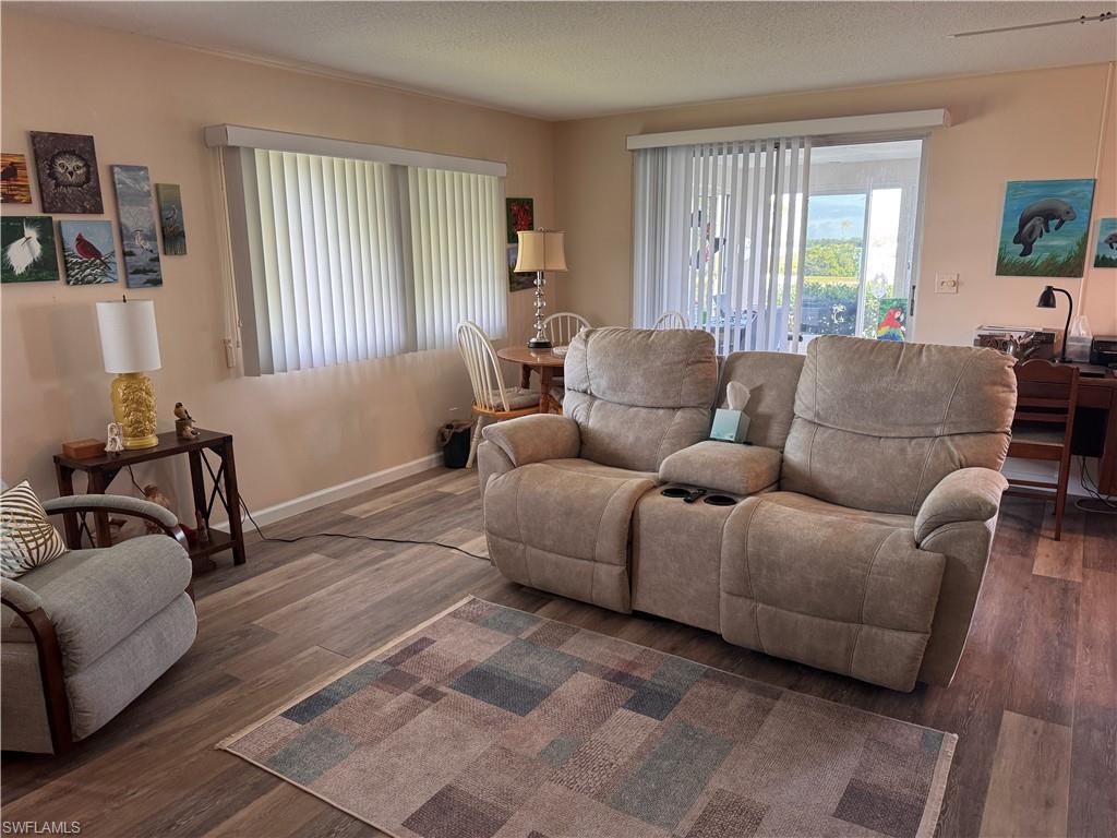 269 Shoreland Dr Property Photo 7