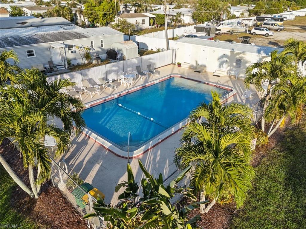 455 Cape Florida Way Property Photo 13