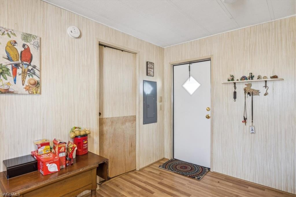 455 Cape Florida Way Property Photo 17