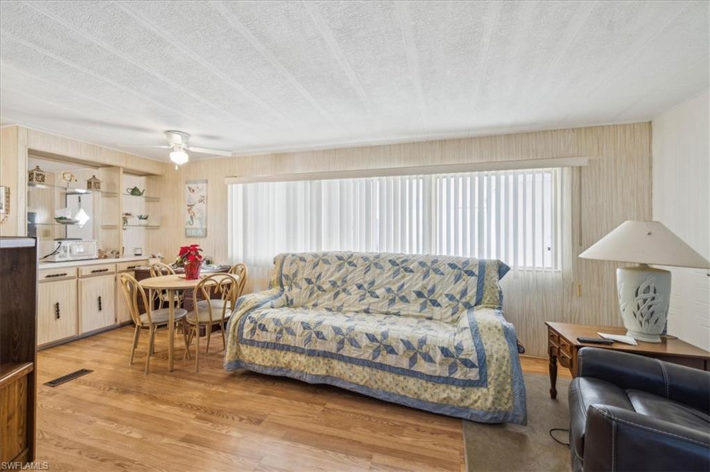 455 Cape Florida Way Property Photo 24