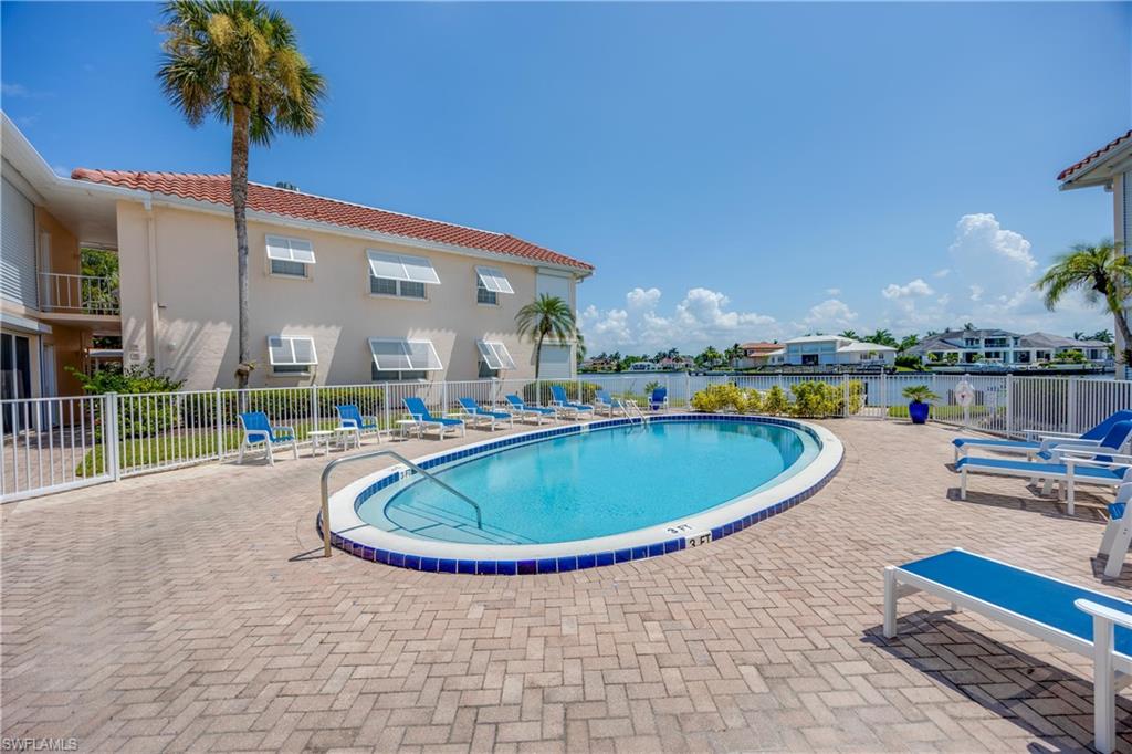 3070 Gulf Shore Blvd N # 201 Property Photo 19