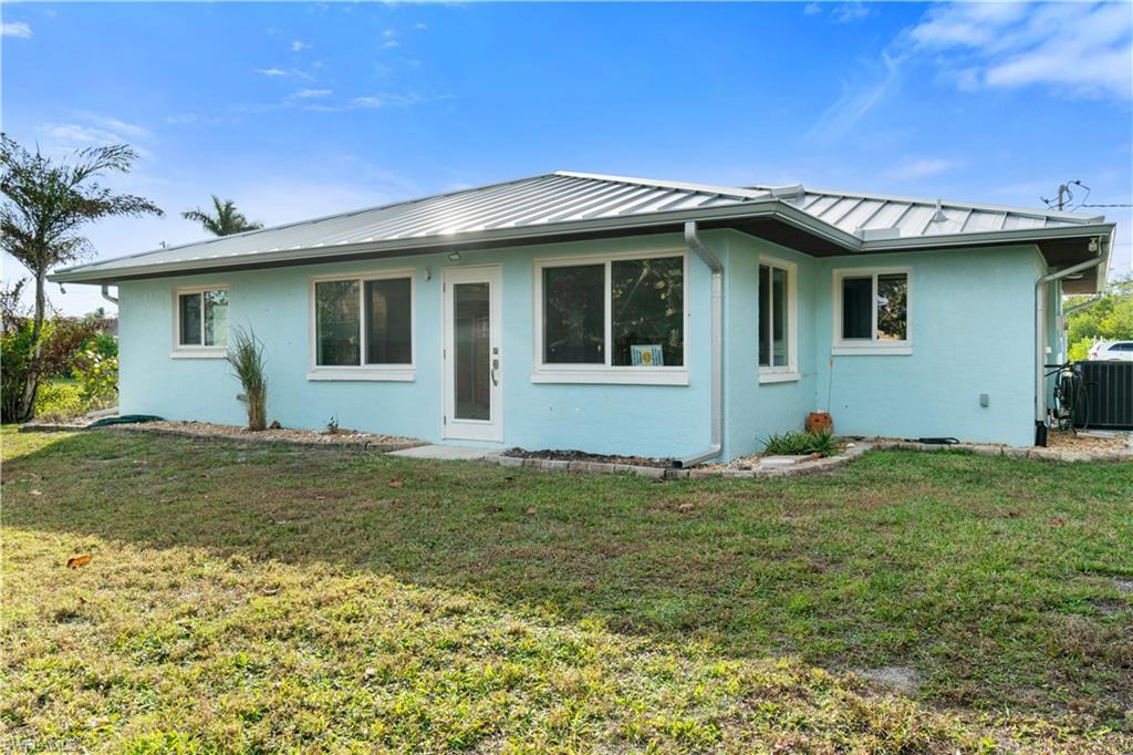 4896 Esplanade St Property Photo 27