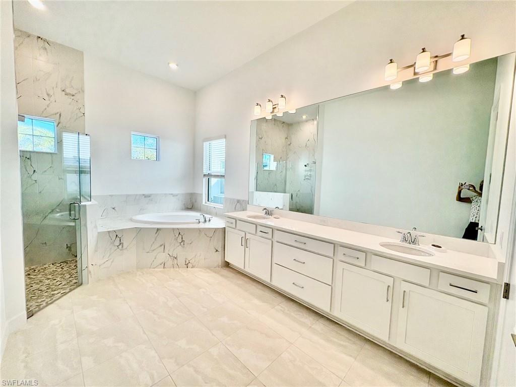 11251 Venetian Lagoon Dr Property Photo 11