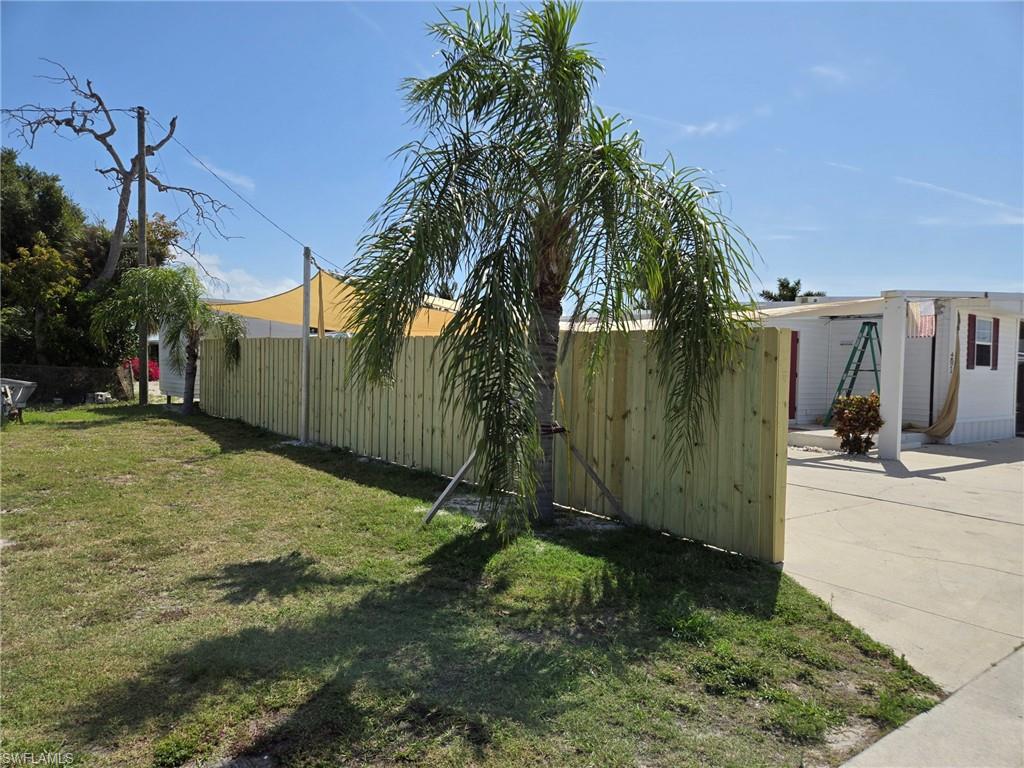 4875 Flamingo Dr Property Photo 23