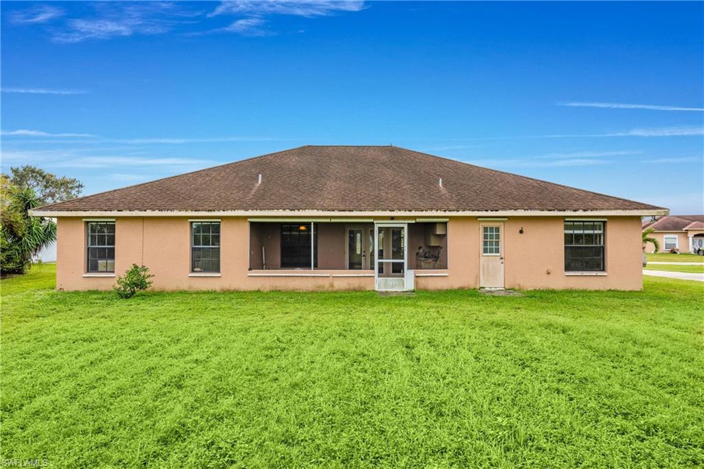 907 Sawgrass St Property Photo 26